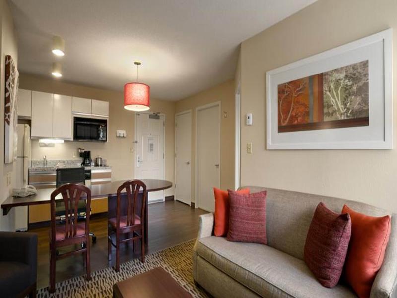 Mainstay Suites Northbrook Wheeling Bagian luar foto