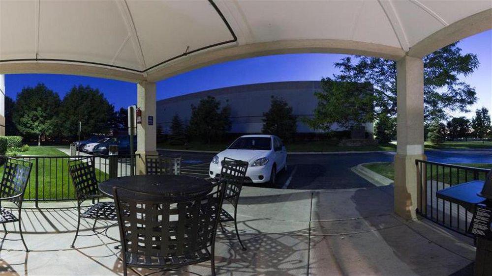 Mainstay Suites Northbrook Wheeling Bagian luar foto